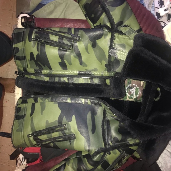 Jordan Craig Jackets & Blazers - Kids Shearling Jacket. Size 4, Worn 3x, LIKE NEW